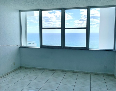 3140 S Ocean Dr - Photo Thumbnail 10