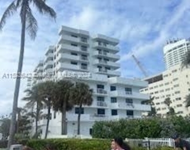 4301 Collins Ave - Photo Thumbnail 0