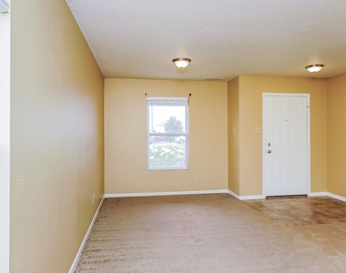 3052 Danube Way - Photo Thumbnail 2