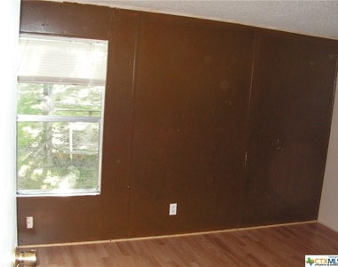 532 Grandview Bend - Photo Thumbnail 23