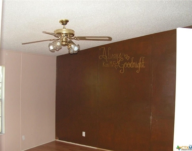 532 Grandview Bend - Photo Thumbnail 14