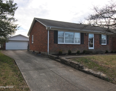 9400 Habersham Dr - Photo Thumbnail 2