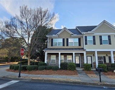 522 Georgia Way - Photo Thumbnail 0