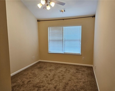 522 Georgia Way - Photo Thumbnail 13