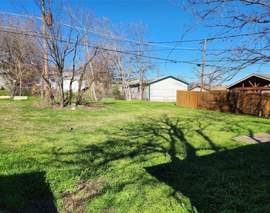 5406 Helmick Avenue - Photo Thumbnail 14