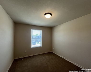 6511 Marcel Way - Photo Thumbnail 19