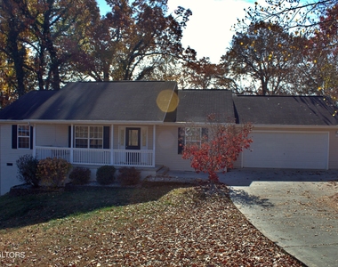 3304 Ne Chantilly Drive - Photo Thumbnail 0