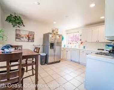 639-641 Ida Ave, Solona Beach, Ca 92075 - Photo Thumbnail 1