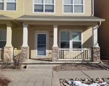 2240 Gilpin Ave - Photo Thumbnail 0