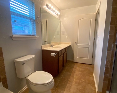 8405 Sw 47th Circle - Photo Thumbnail 20