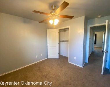 8405 Sw 47th Circle - Photo Thumbnail 16