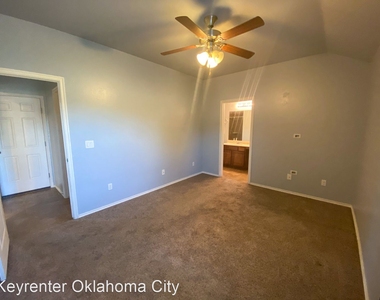 8405 Sw 47th Circle - Photo Thumbnail 10