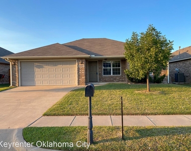 8405 Sw 47th Circle - Photo Thumbnail 0