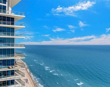 16901 Collins Ave - Photo Thumbnail 54