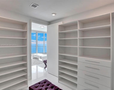 16901 Collins Ave - Photo Thumbnail 35