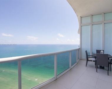 15901 Collins Ave - Photo Thumbnail 33