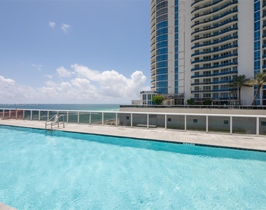 15901 Collins Ave - Photo Thumbnail 40