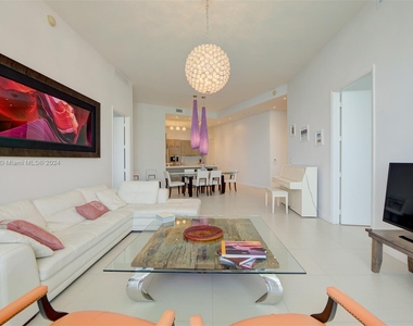 15901 Collins Ave - Photo Thumbnail 6