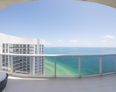 15901 Collins Ave - Photo Thumbnail 31