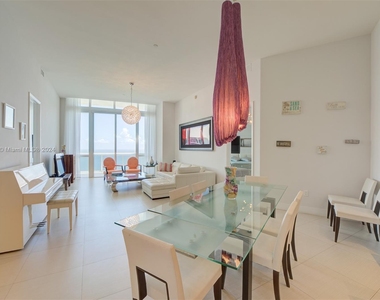 15901 Collins Ave - Photo Thumbnail 4