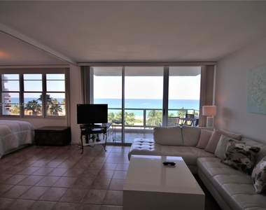 5151 Collins Ave - Photo Thumbnail 3