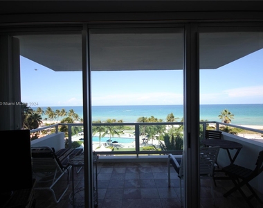 5151 Collins Ave - Photo Thumbnail 7