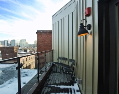 875 Beacon St - Photo Thumbnail 14