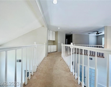 7617 Spruce Run Court - Photo Thumbnail 12