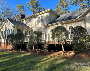 3109 Plantation Road - Photo Thumbnail 2