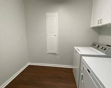 105 Roanoke Way - Photo Thumbnail 19