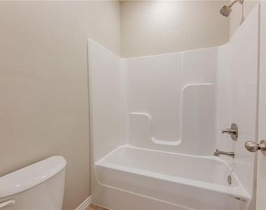 1601  Sw Casuarina  Dr Unit #1 - Photo Thumbnail 22