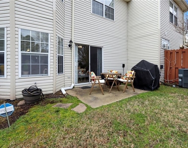 1356 Lake Drive - Photo Thumbnail 22