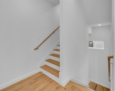 2314 N Carroll - Photo Thumbnail 10