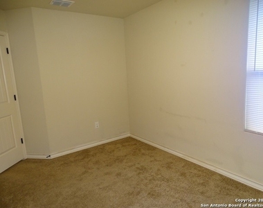 6007 Karly Way - Photo Thumbnail 25