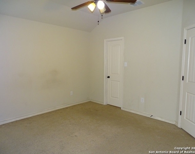 6007 Karly Way - Photo Thumbnail 18