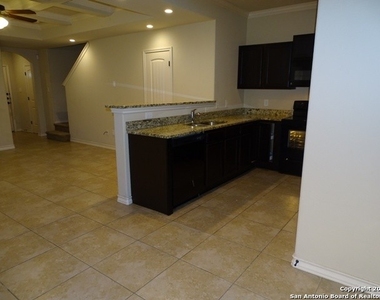 6007 Karly Way - Photo Thumbnail 9