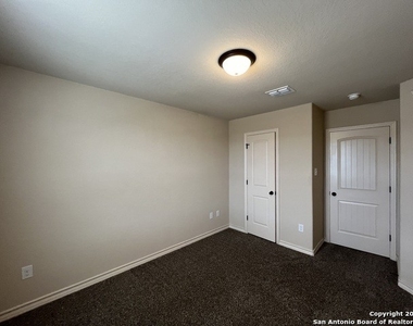 6538 Marcel Way - Photo Thumbnail 20