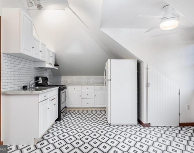 601 Rector St - Photo Thumbnail 5