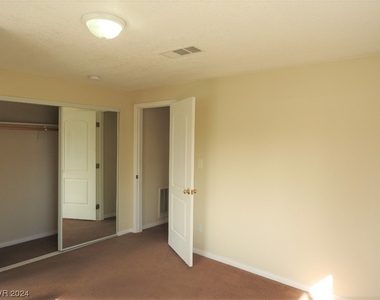 5820 Pahrump Valley Boulevard - Photo Thumbnail 28