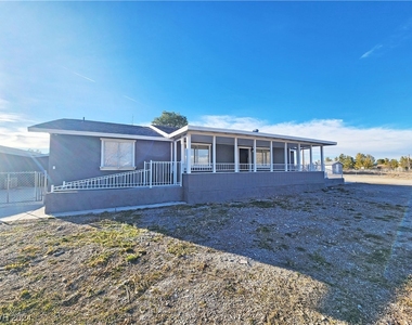 5820 Pahrump Valley Boulevard - Photo Thumbnail 1