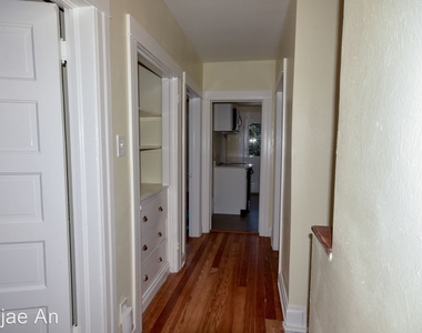 1322 N Marion Street - Photo Thumbnail 8