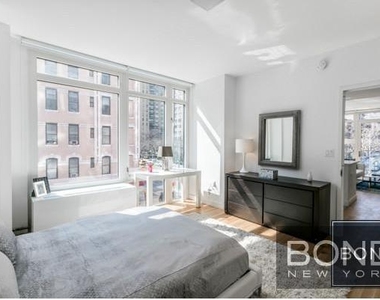 501 East 74th Street - Photo Thumbnail 5