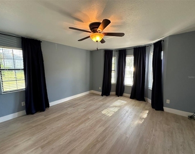 10911 Poinciana Drive - Photo Thumbnail 14