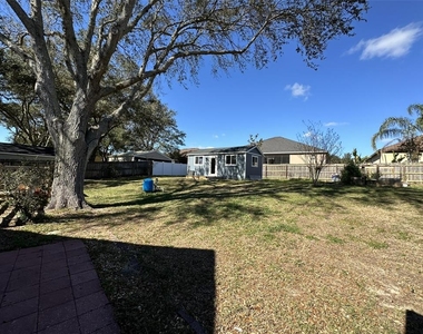 10911 Poinciana Drive - Photo Thumbnail 44