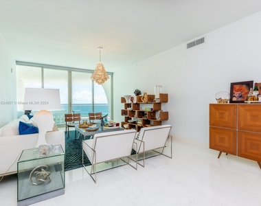 16901 Collins Ave - Photo Thumbnail 11