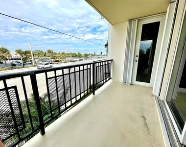 1501 S Ocean Dr - Photo Thumbnail 10