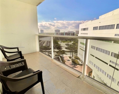 3725 S Ocean Dr - Photo Thumbnail 28