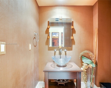 333 Las Olas Way - Photo Thumbnail 25