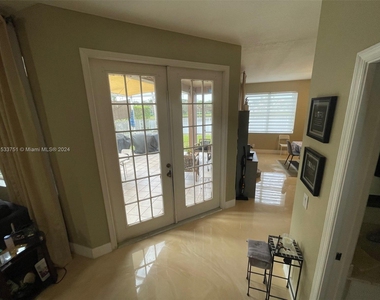 770 Stanton Dr - Photo Thumbnail 10