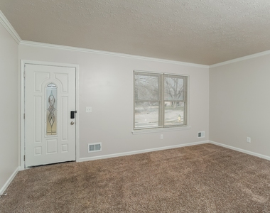 1702 Northaven Drive - Photo Thumbnail 4